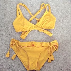 the cutest Everything But Water bikini: size m- barely worn. great quality